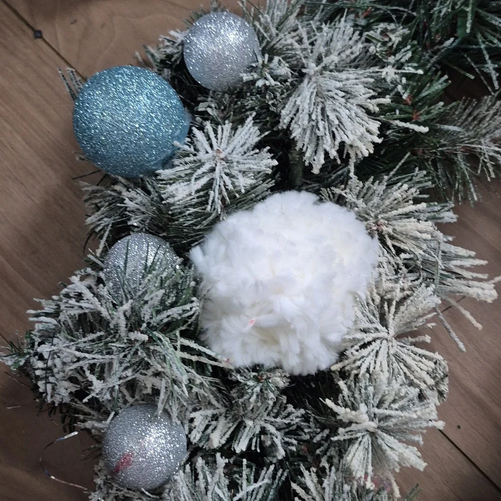 Frosted Snowball Holiday Wreath